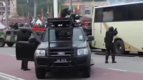 Malaysia's SWAT Team Saves Hostages Inside A Bus