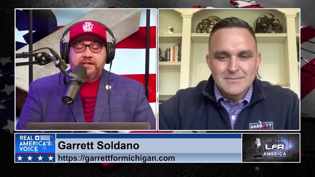 Jeremy Harrell talks with MI Gubernatorial Candidate Garrett Soldano