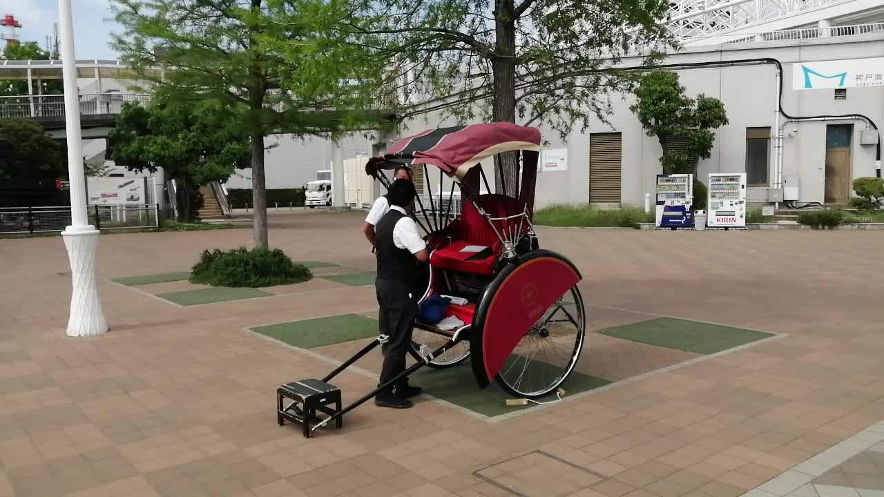 rickshaws by the seaside