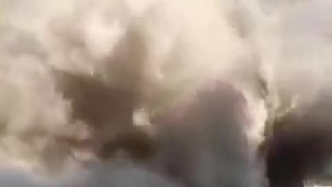 OMG 😱😱 Landslide in HIMALAYA INDIA😱😳