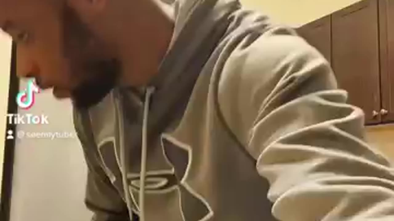 When they active on social media and don't respond…. TikTok trending seemlytuber funny