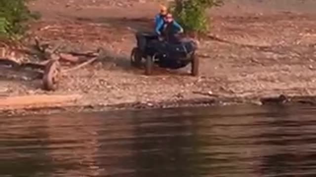 Jet ski