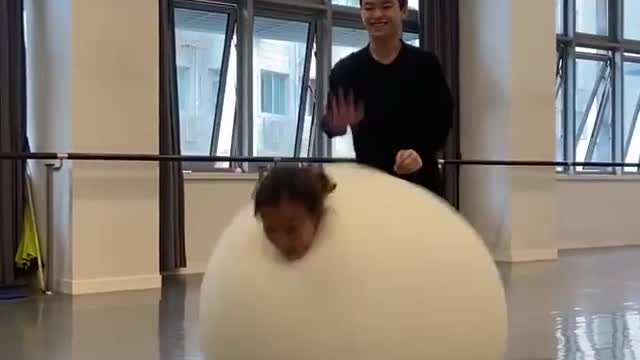 Funny Videos : This seems so fun... 😂😂