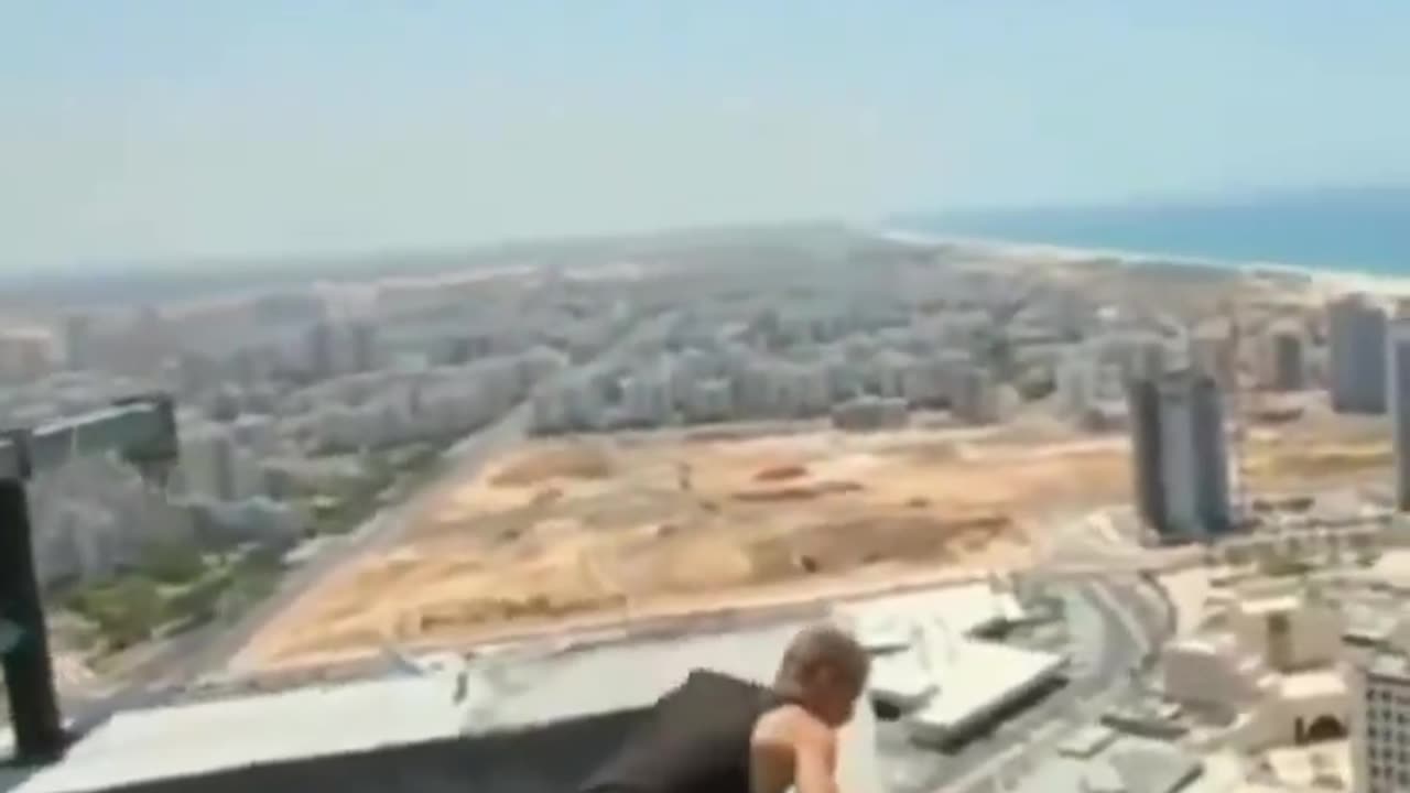 Risking Life For Likes Almost Goes Wrong
