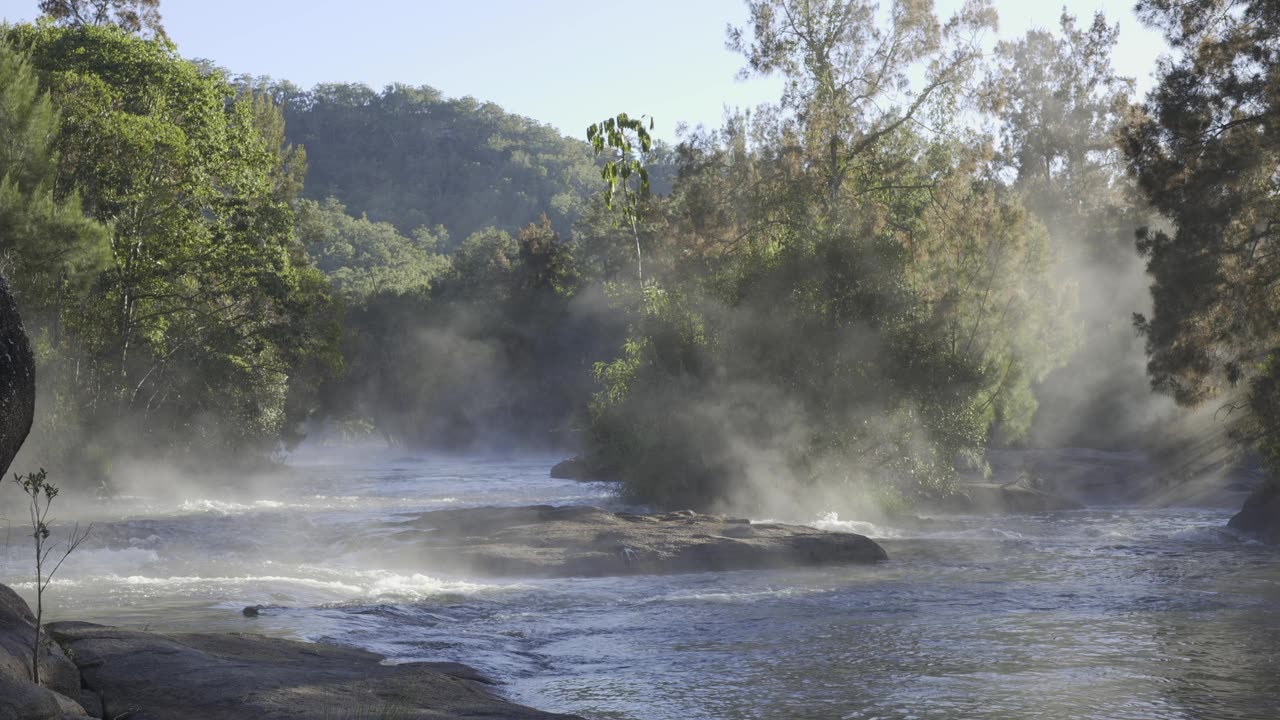 Morning mist on the River