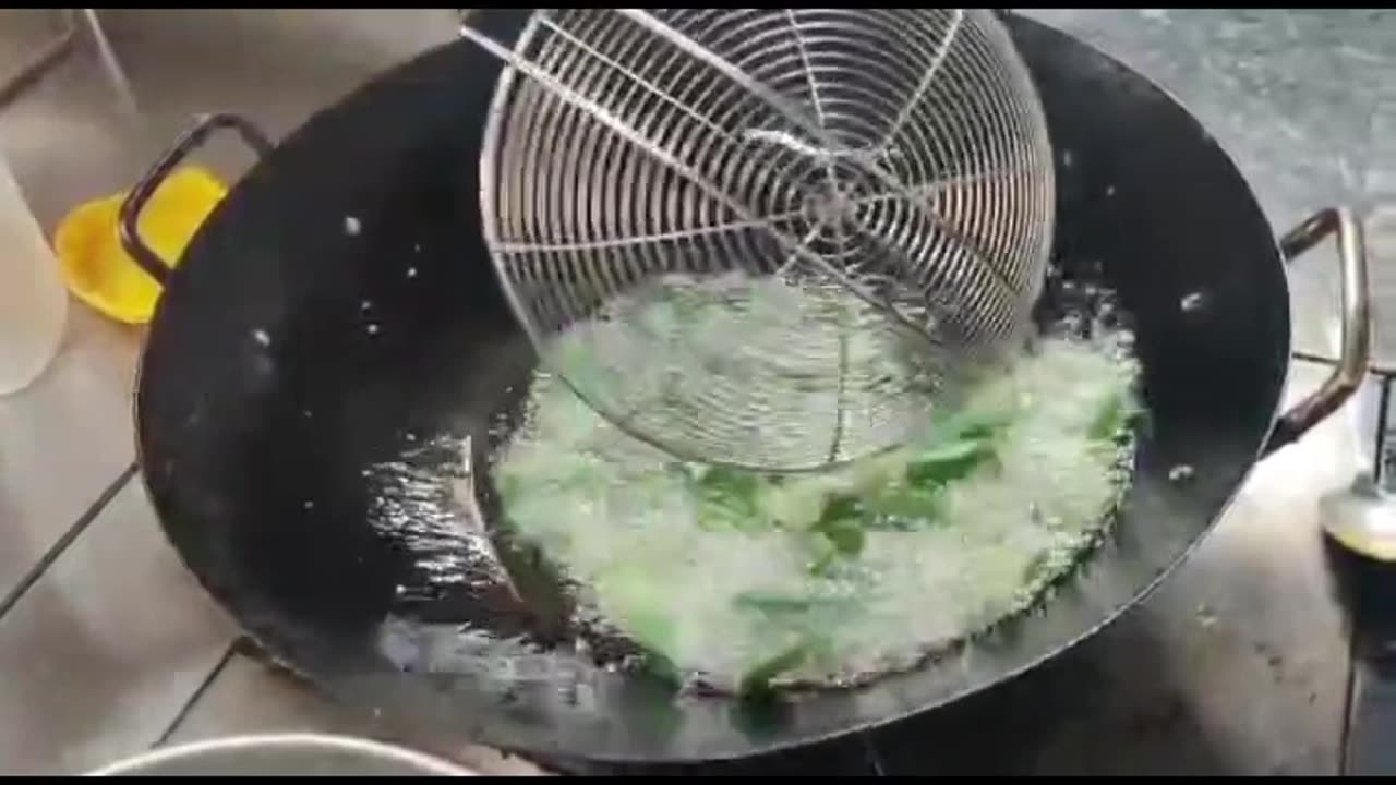 Pakistan famous food( achari bhindi) recipe by chef Sufyan