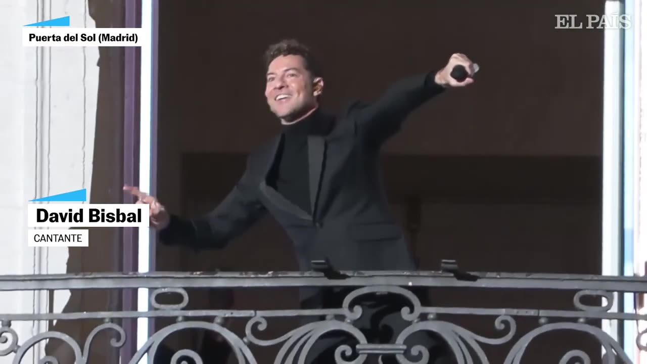 ESPAÑA | Bisbal canta 'El Burrito Sabanero' en la Puerta del Sol | EL PAÍS