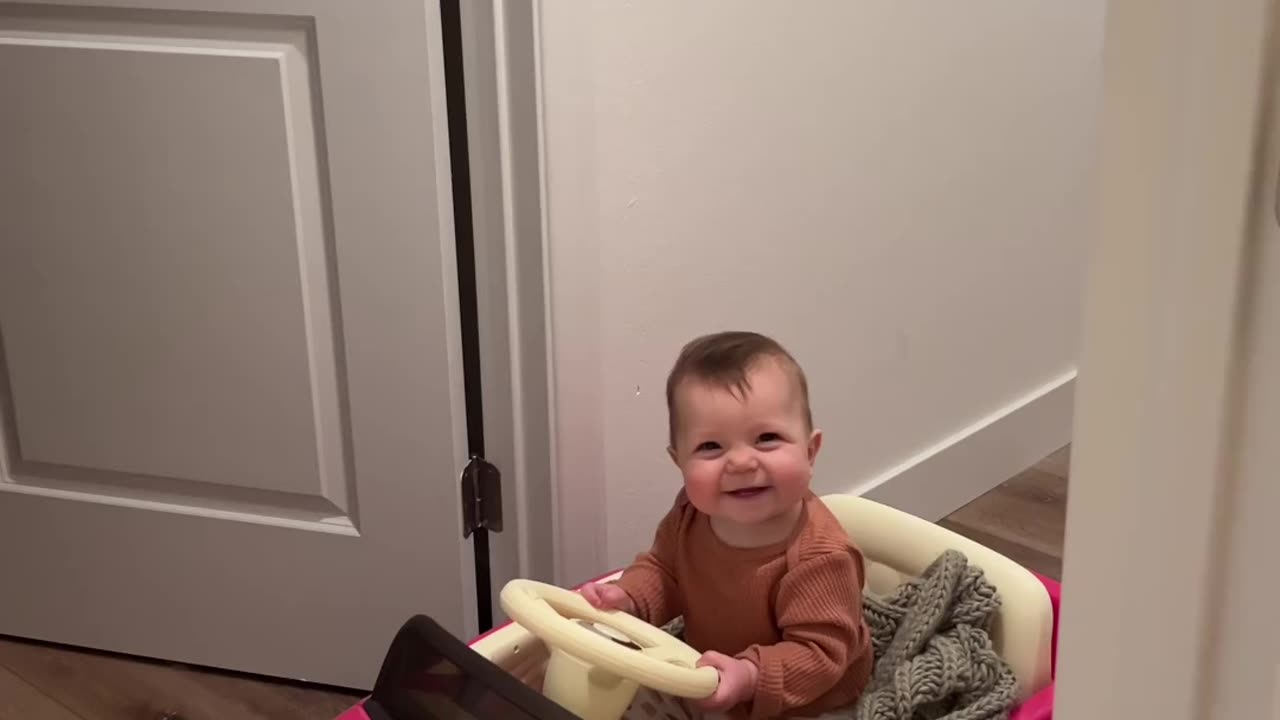 The cutest driver you’ll ever meet 🥰😂 (Funny cute babies part.6 )