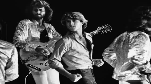 Tribute:Bee Gee 'Andy Gibb"