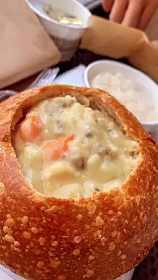 Bread bowl soup