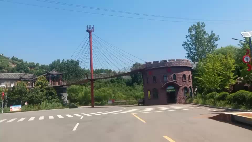 a beautiful bridge