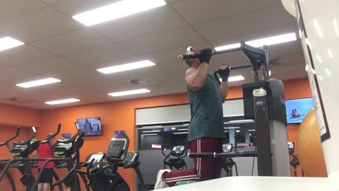 Workout - Assisted Parallel Grip Chin-up Feb 2022