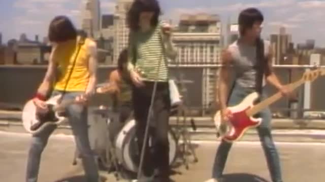 Ramones - We Want The Airwaves