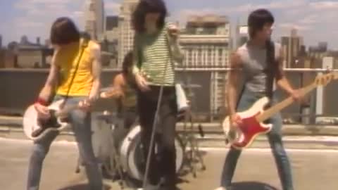 Ramones - We Want The Airwaves