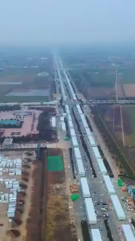 CHINA, HENAN-COVID-QUARANTÄNELAGER,DIE EINE AUTOBAHN FÜLLEN/COVID QUARANTINE CAMPS,FILLING A HIGHWAY