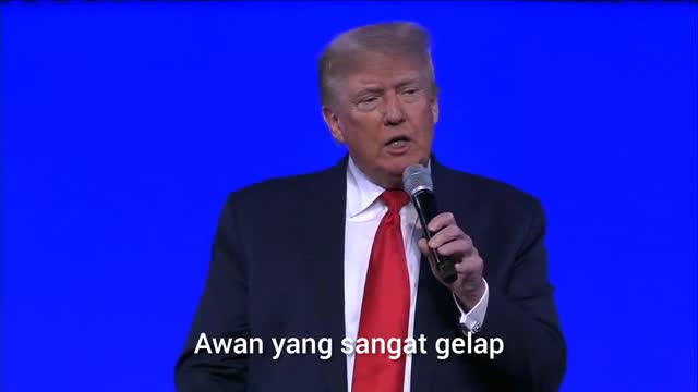 Trump : Awan Hitam Akan Berlalu !