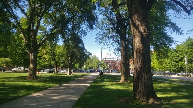 Palmer Square Park in Chicago