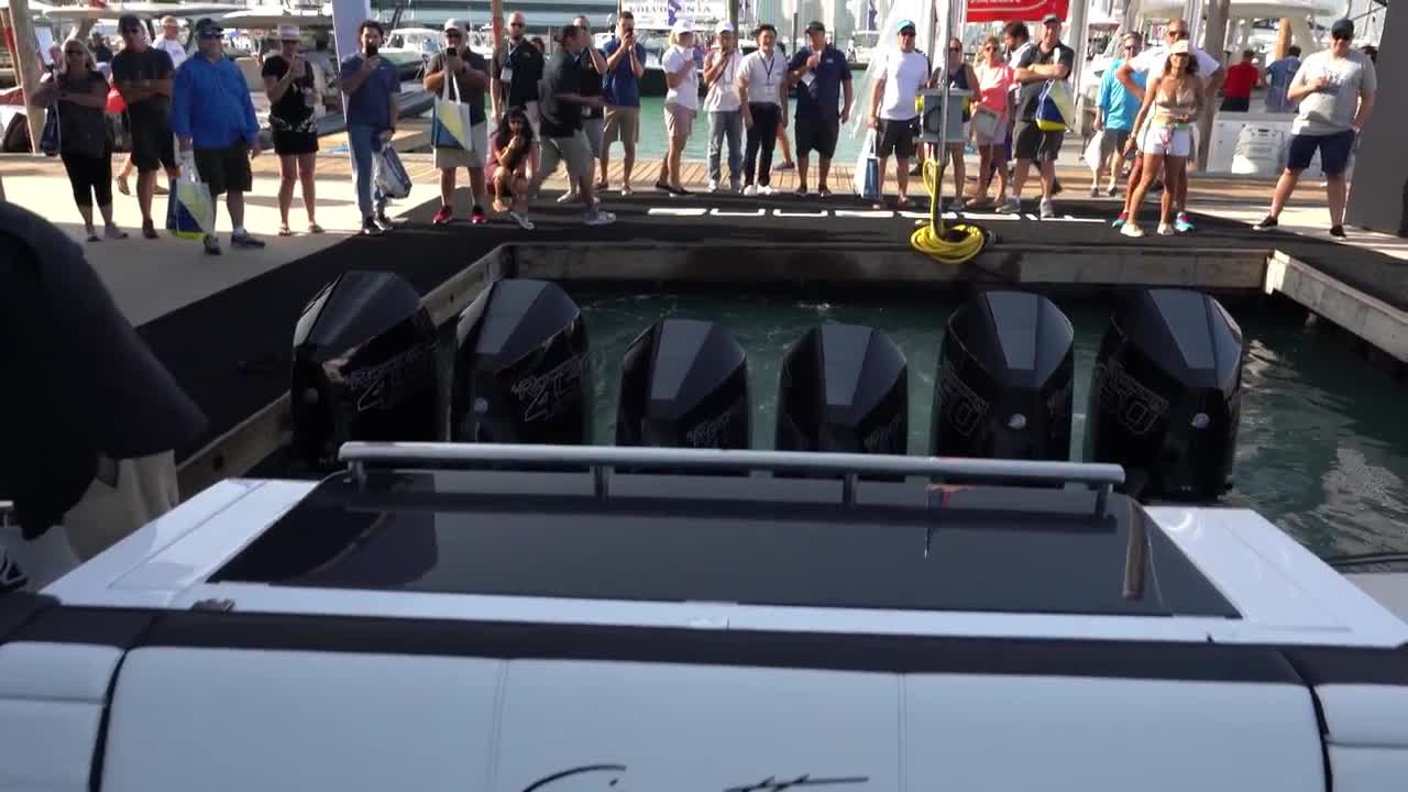 This yacht is really amazing.