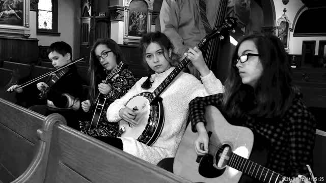 Wayfaring Stranger at St. John's - Mount Nebo Bluegrass Band