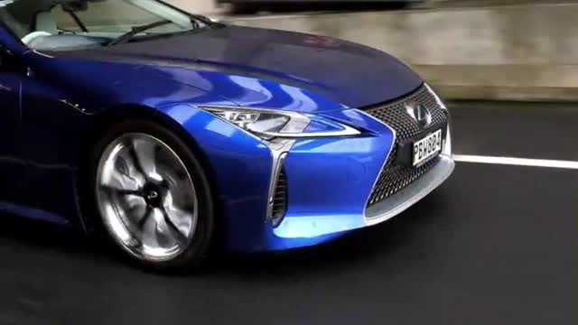 Dynamic experience of the 2021 Lexus LC500h Morpho Blue Special Edition
