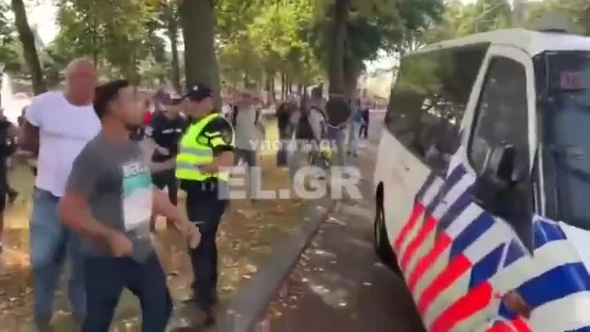 Holland Agents provocateurs caught on camera - (Greek Subs)