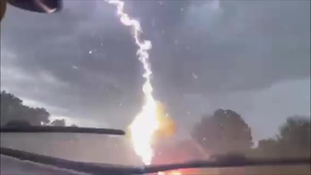 MASSIVE Double Lightening Explosion Hits Two Cars