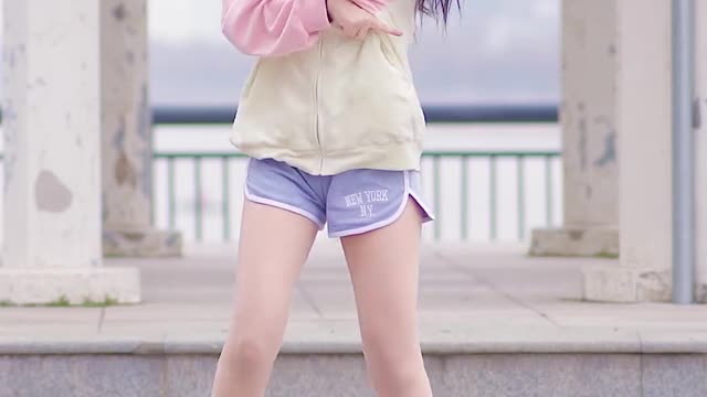 Sugar flavored sister, Chinese beautiful girl dancing