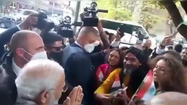 The Indian pm narinder Modi as live on pablic