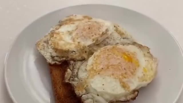 Fried eggs