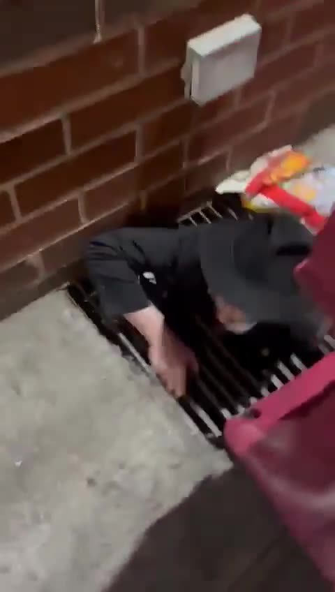 Khazarian Zionist (FALSE JEWS) Rat Flees from the tunnels of NYC