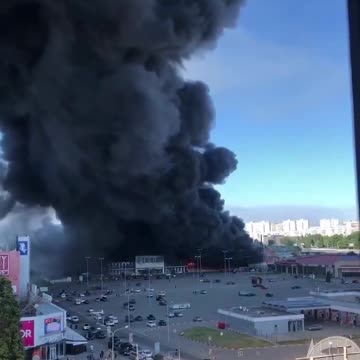 A Russian bomb has hit a supermarket in Kharkiv, Ukraine