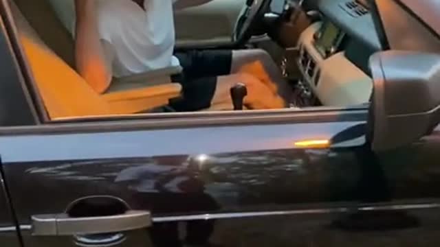 Libtard asshole in lake Cherokee in Orlando talk shits