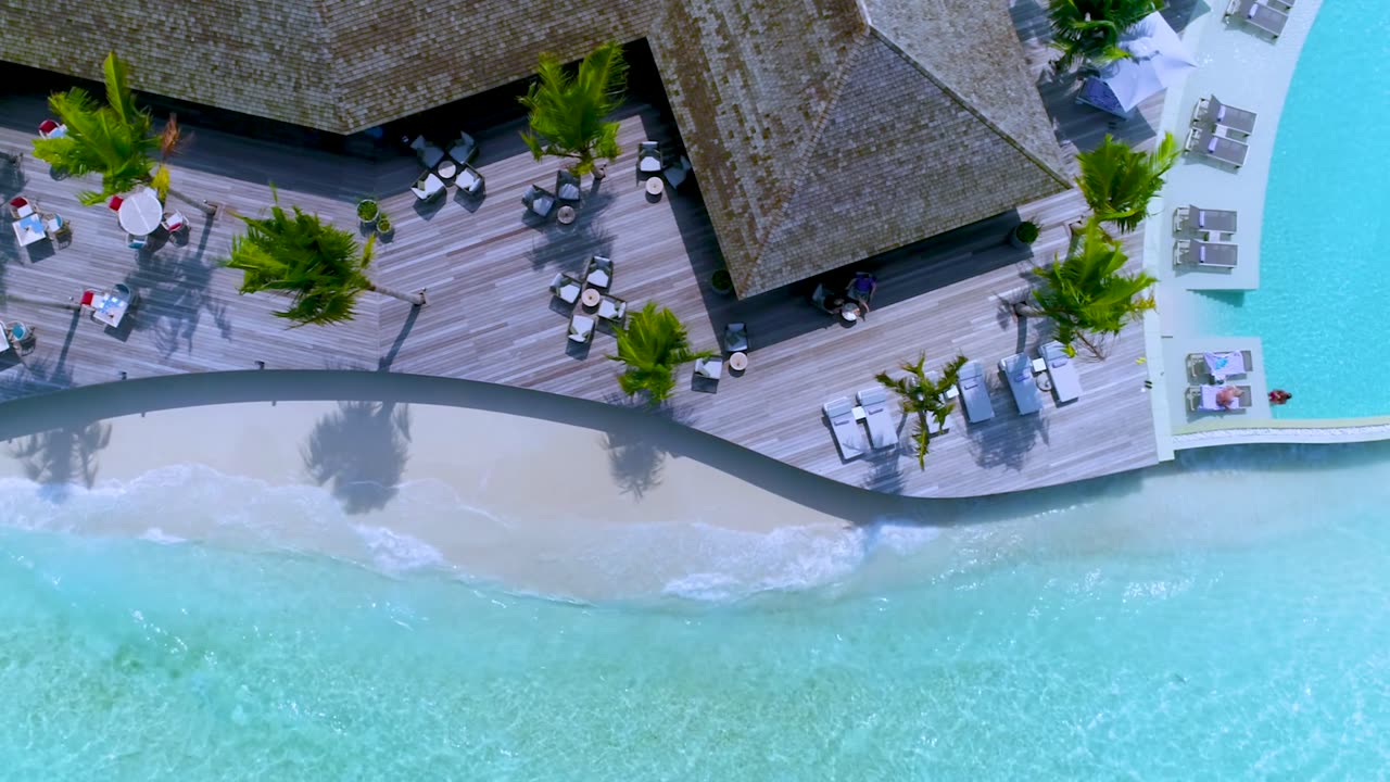 "Exquisite Maldives: A Breathtaking Aerial Journey"