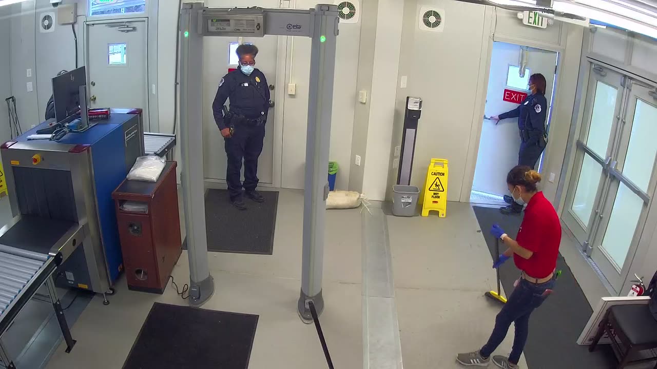 0972USCG00SouthTrailer_2021-01-06_08h40min01s677ms.mp4