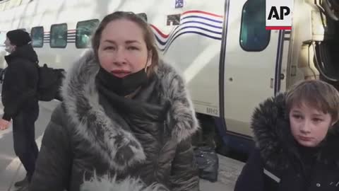 Train to Finland only way out for many Russians