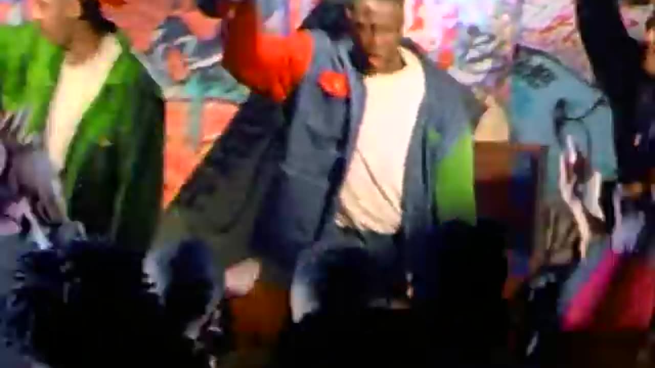 FuSchnickens - La Schmoove (VIDEO)