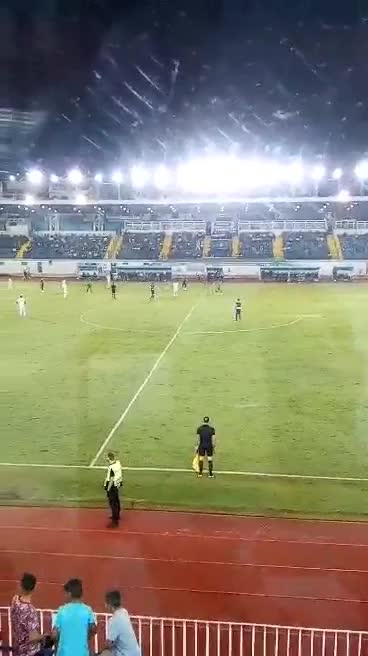 Το ντεμπούτο του Μακέντα