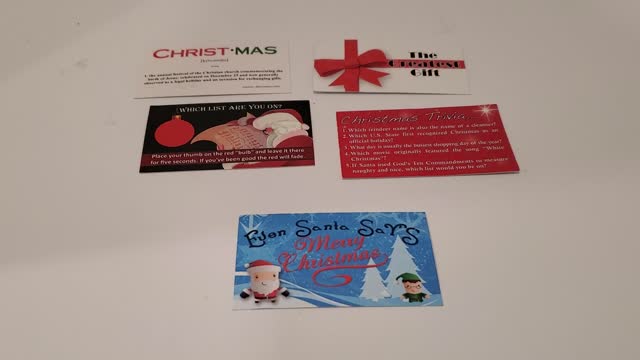 Extra Christmas Tracts available