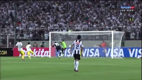 Ronaldinho Legendary Clips