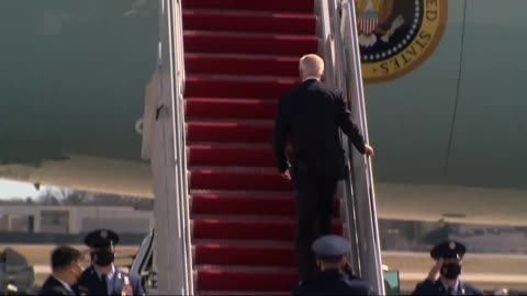 Biden falls on Air Force One stairs