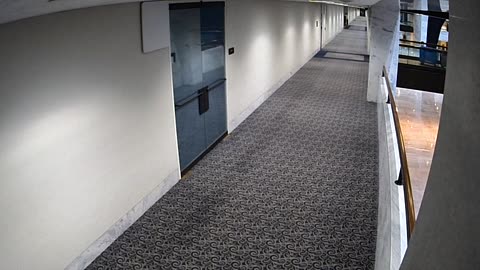 1472HSOB02SH211SouthHallway_2021-01-06_06h40min00s967ms.mp4