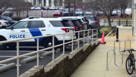 1669HQOB01SouthwestWalkway_2021-01-06_09h40min01s757ms.mp4