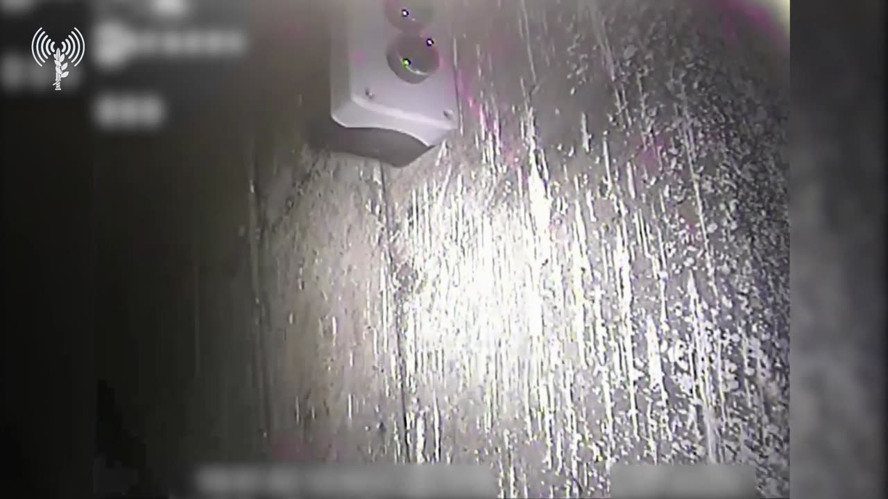 IDF Destroys Tunnels By Rantisi Hospital