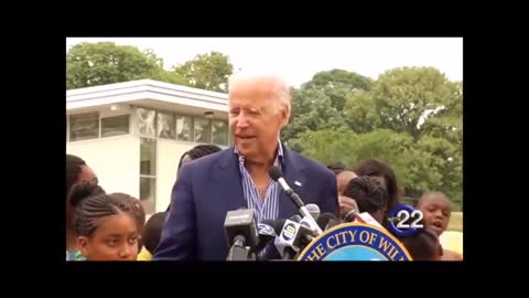 FLASHBACK: Joe Biden loves kids jumping on his lap