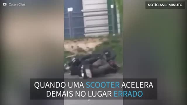 Uma scooter, uma rampa, um fail!