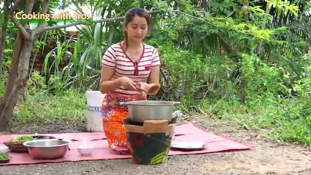 Yummy Duck Pounding Grocery Sour Soup Cooking - Duck Sour Soup Cooking