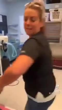 VAKCINA TAI MIKROČIPAS