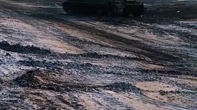 Russian tanks and SPGs loaded on to trains Naushki