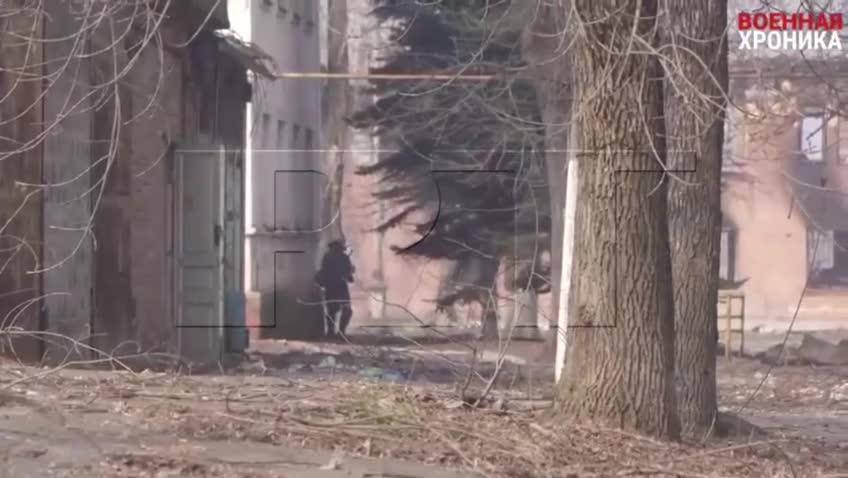 The last of battles for Mariupol, where Nazis still remain