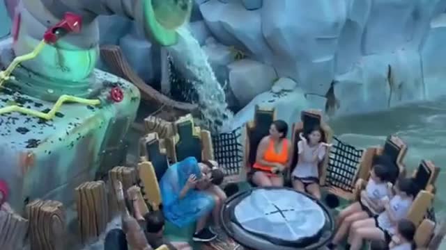 too much fun in warm bath its amazing to watch